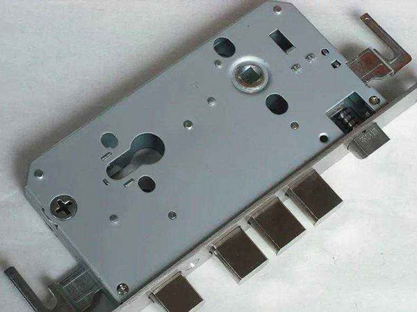 老边24小时上门开锁公司